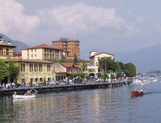 La Contrada Bed & Breakfast Sarnico Dış mekan fotoğraf