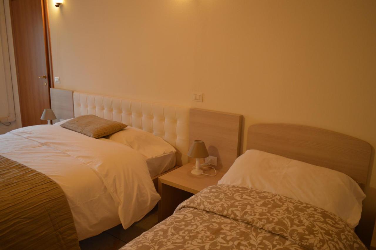 La Contrada Bed & Breakfast Sarnico Dış mekan fotoğraf