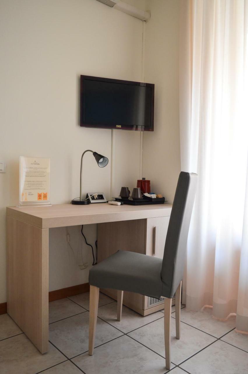 La Contrada Bed & Breakfast Sarnico Dış mekan fotoğraf