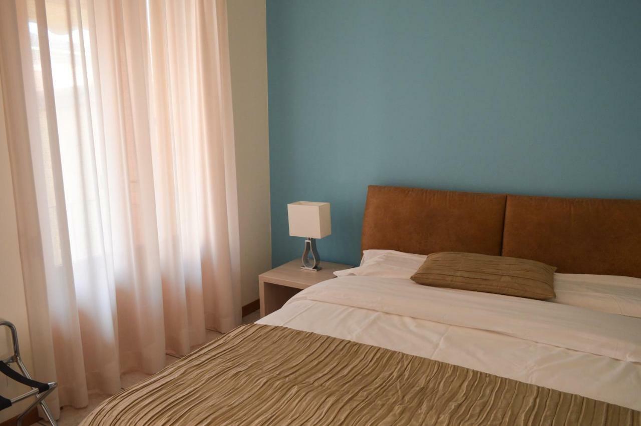 La Contrada Bed & Breakfast Sarnico Dış mekan fotoğraf