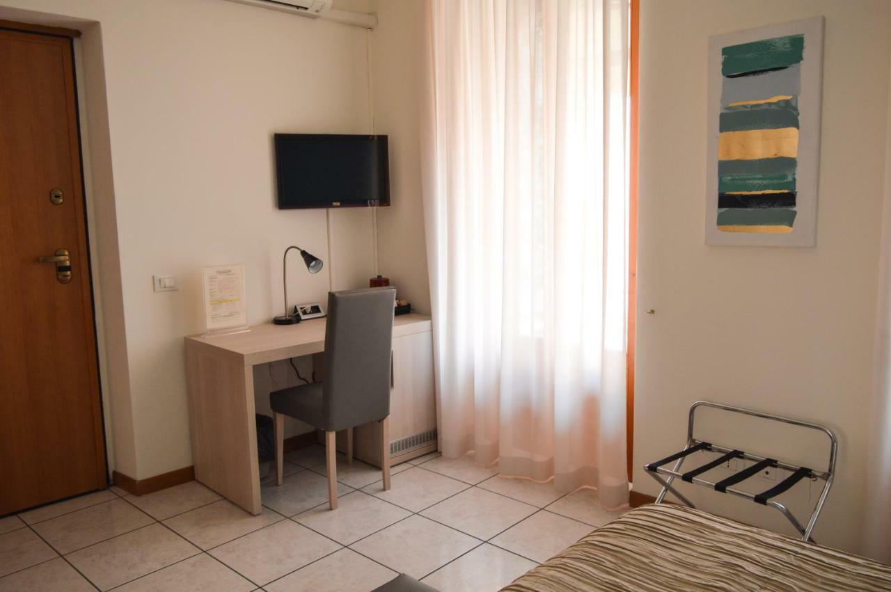 La Contrada Bed & Breakfast Sarnico Dış mekan fotoğraf